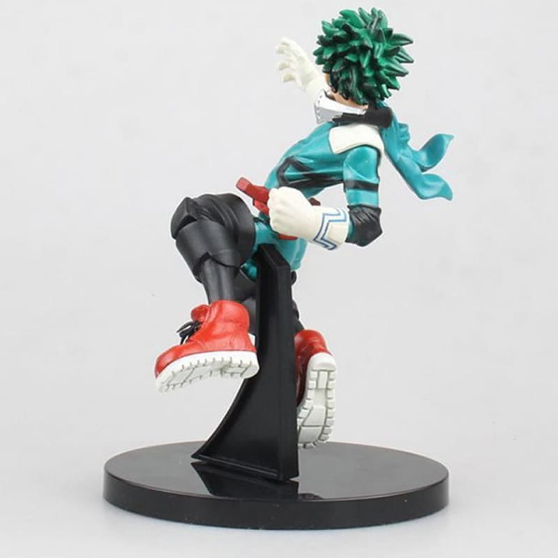 Figurine de Midoriya Izuku alias Deku, héros du fameux manga My Hero Academia