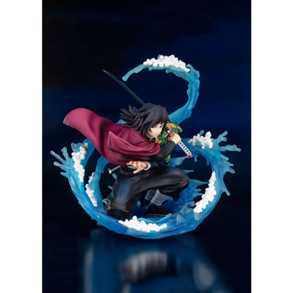 Figurine Giyu Tomioka "Le souffle de l'eau - Demon Slayer™