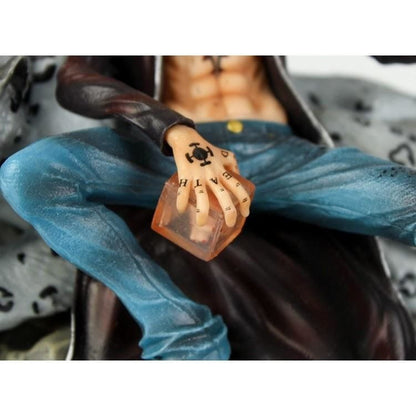 Figurine de Trafalgar D. Law du très célèbre manga One Piece